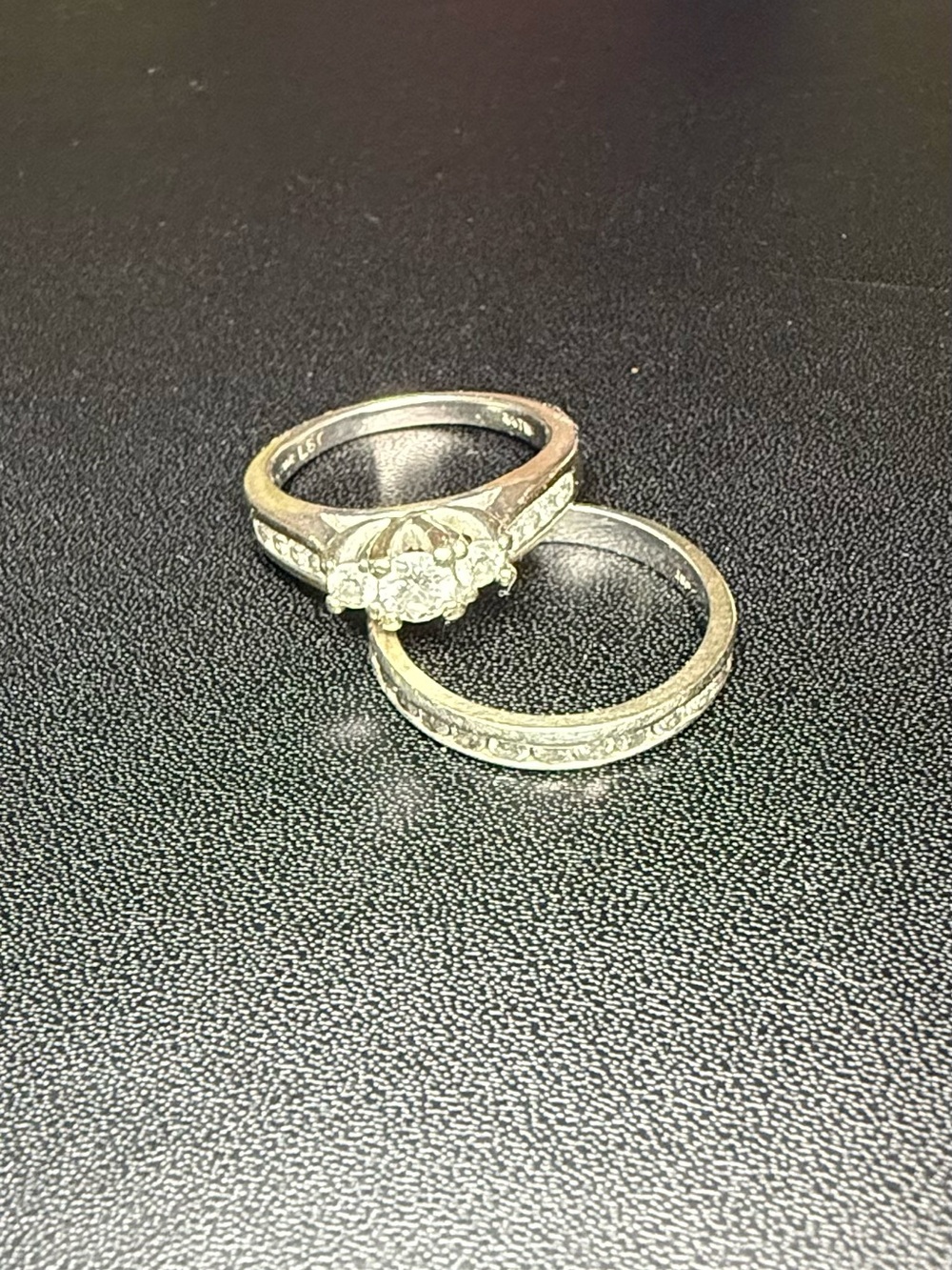 14K White Gold 3/4 TW Diamond Wedding Band Set